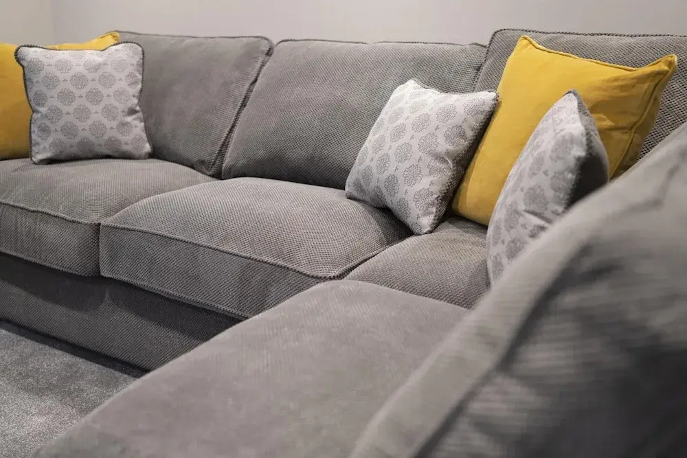 Ferndale s Hideaway - 1 Bedroom Spacious Apartment - Central Ambleside - Parking