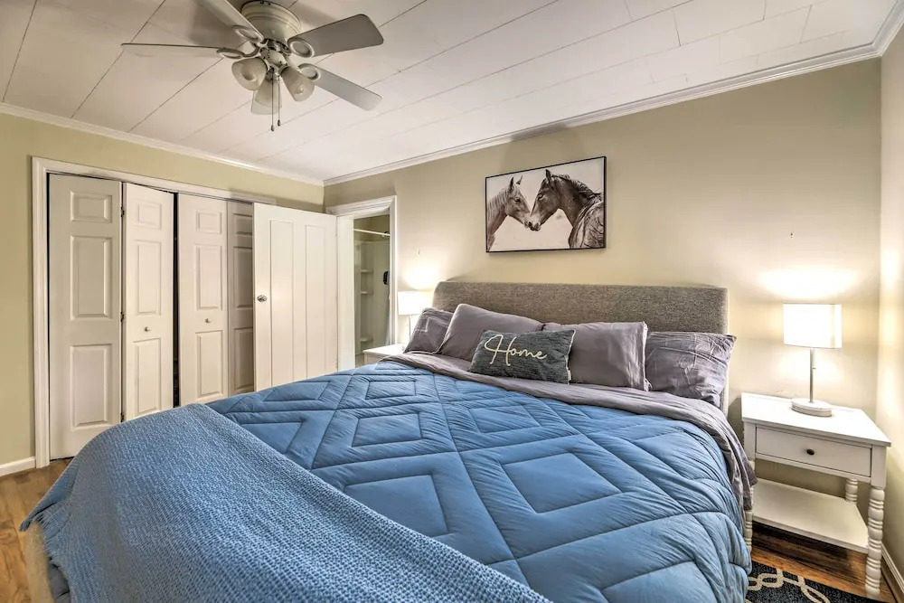 Coastal Retreat! Harkers Island Boating Base