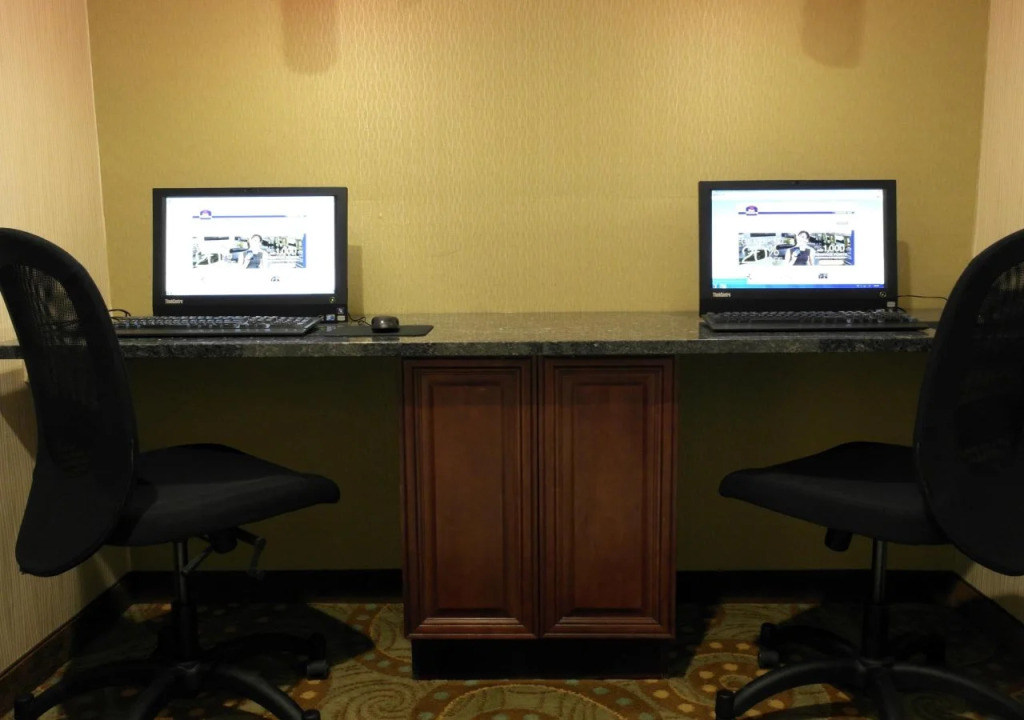 Spark By Hilton Bensalem Philadelphia
