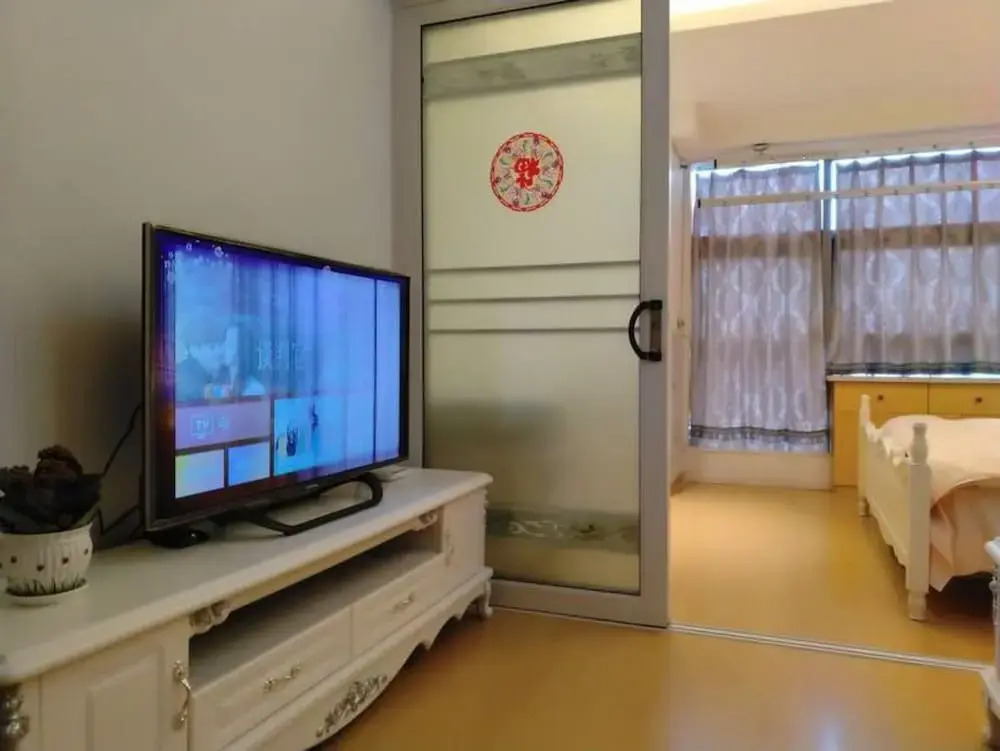Nanjing Zeyi Projector Apartment