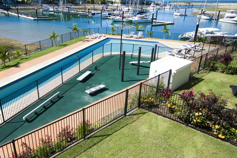 Beachside Magnetic Harbour Apartments