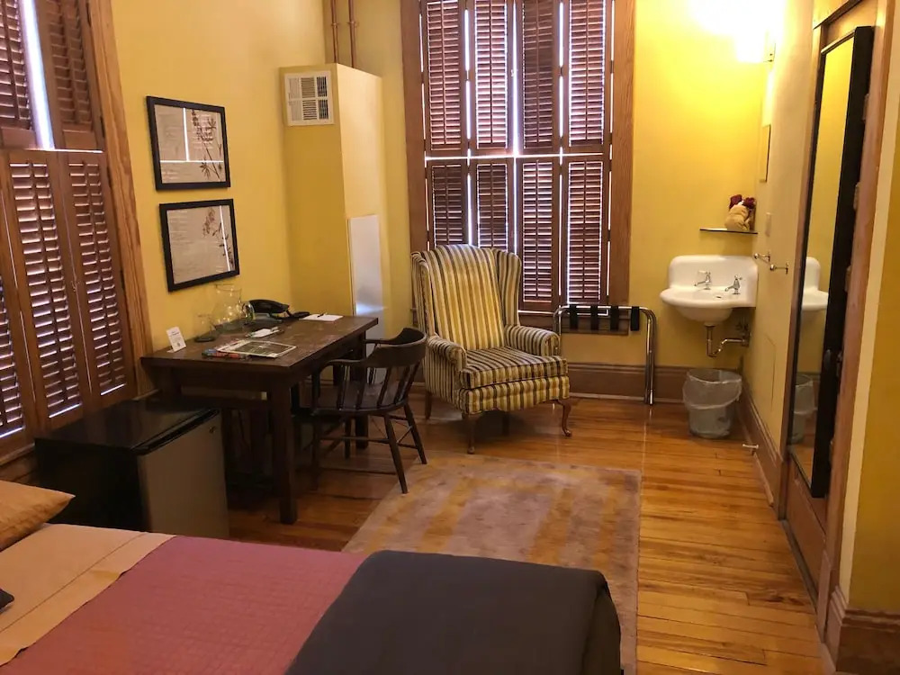 Hotel Frederick
