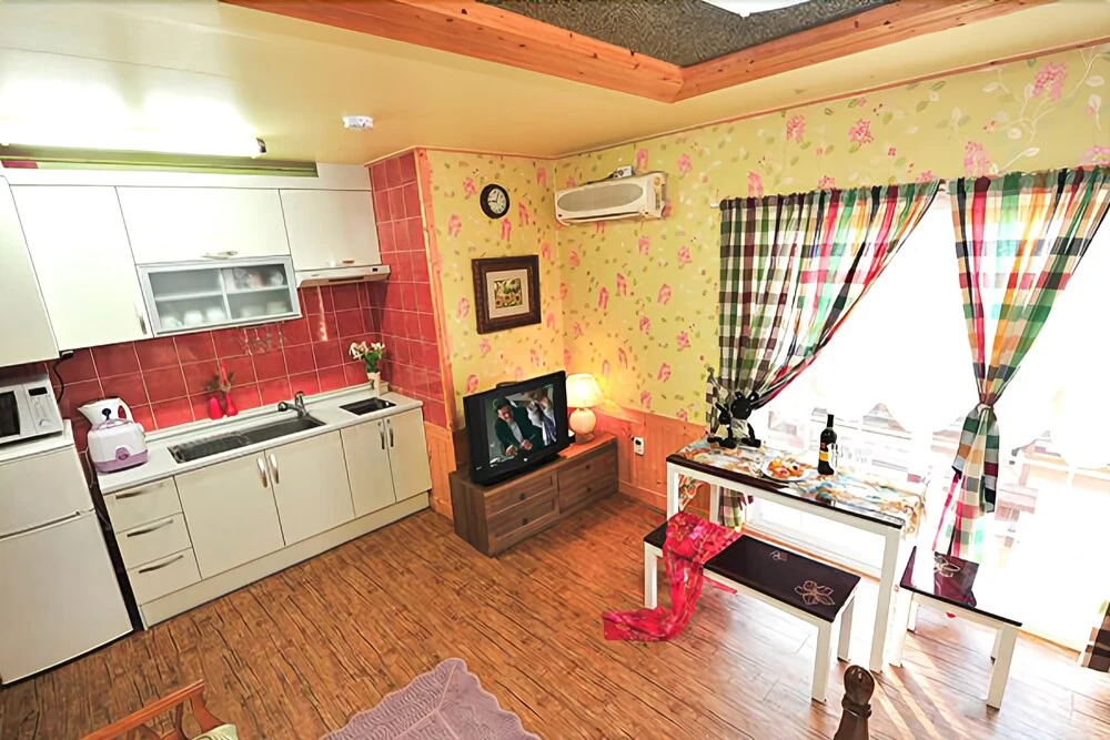 Yeosu Gasari Goknim Pension