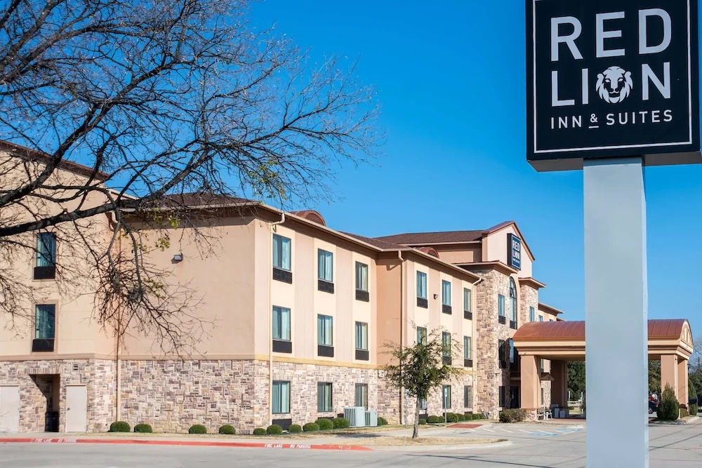 Holiday Inn Express & Suites Mineral Wells