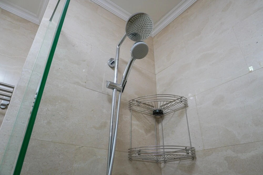 Elegant and Tidy Studio Apartment @ Menteng Park By Travelio