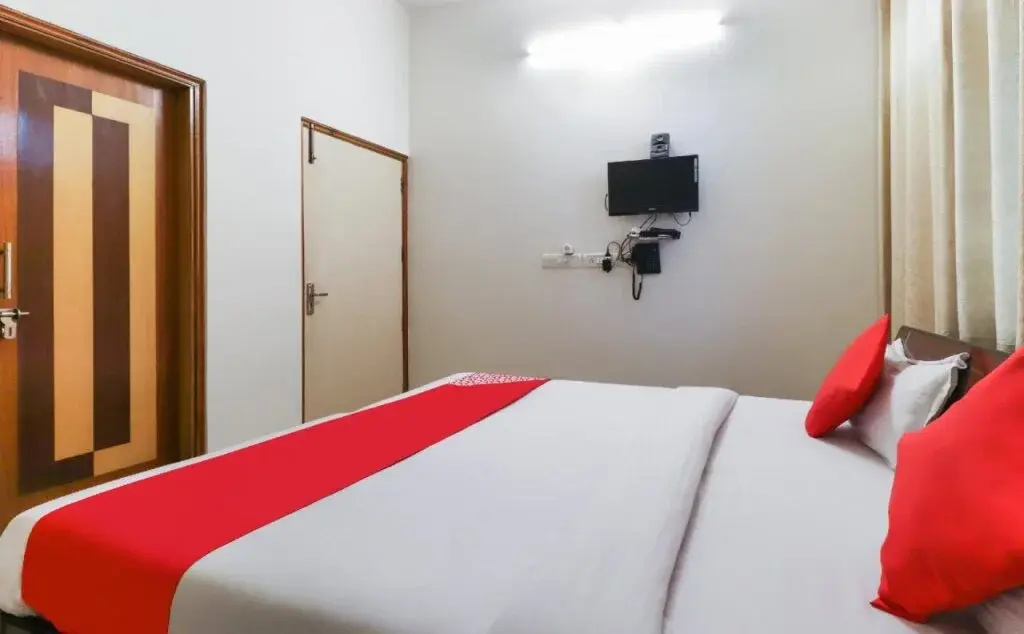 Zaina Guest House by OYO Rooms