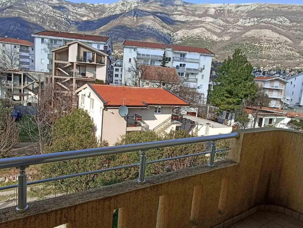Yuriy apartments 1