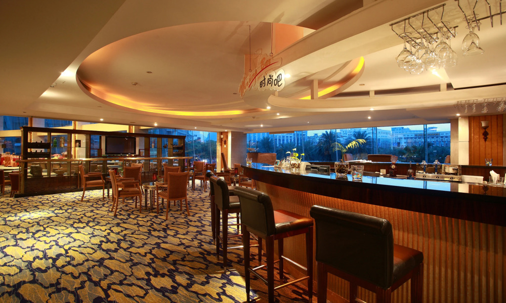 Guilin Lijiang Waterfall Hotel