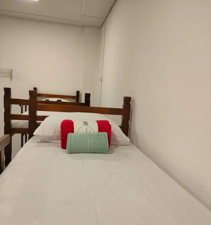 Hostel BARRA FUNDA LTDA