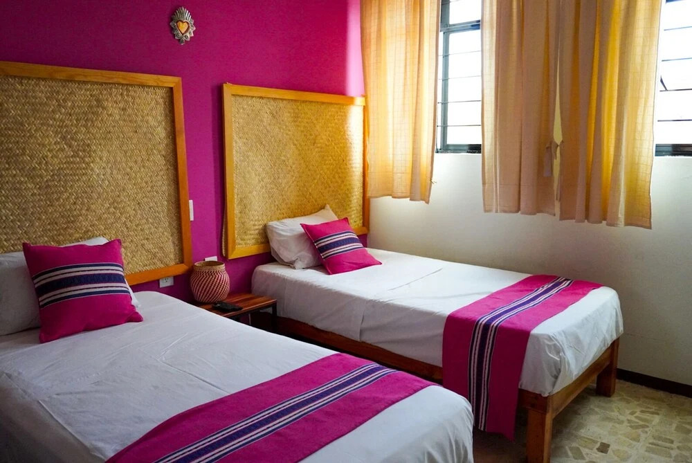 HOSTAL CHOCOLATE CALENDA