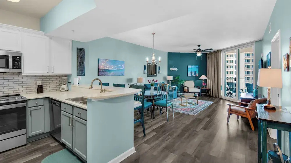 Palms Resort 2813: 2br, Pools, Courts, Gulf Views & Minutes to Beach!