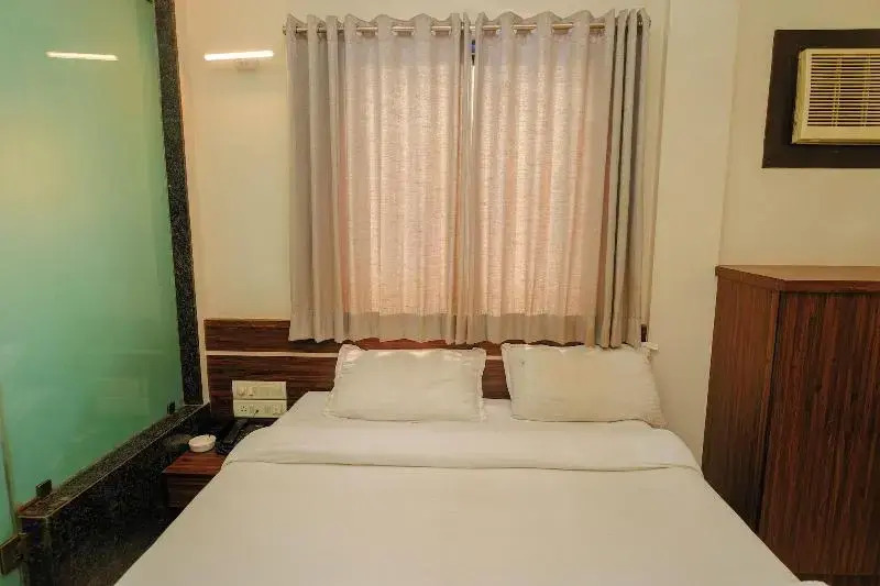 Hotel Vinayak Residency
