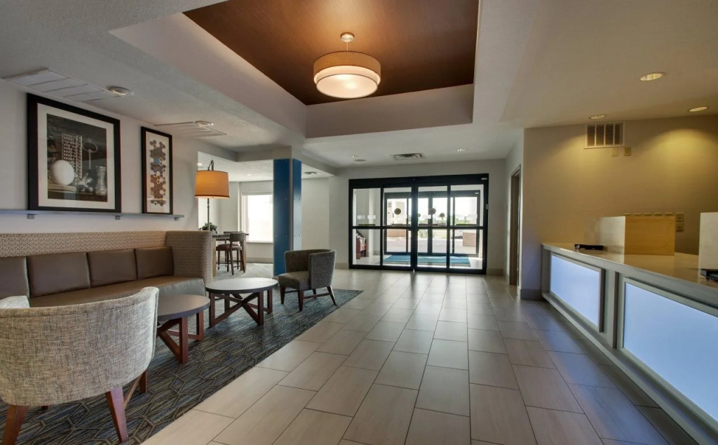 Holiday Inn Express Hotel & Suites Morris by IHG