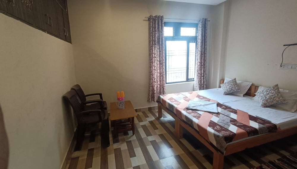 Manaskhand Homestay Ranikhet near NH109