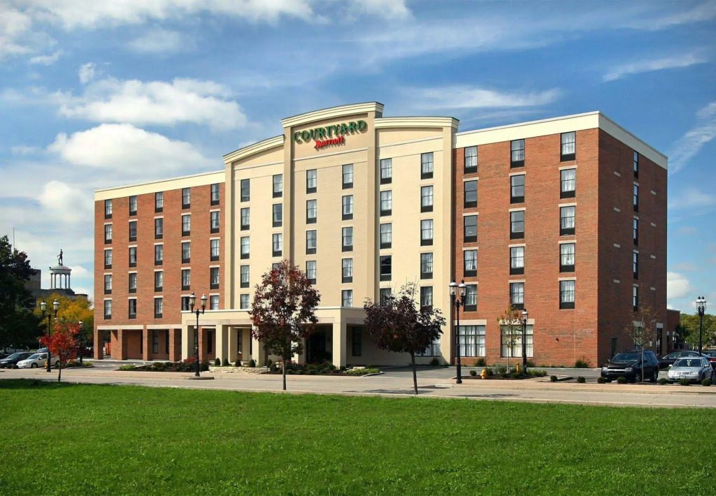 Courtyard Hamilton