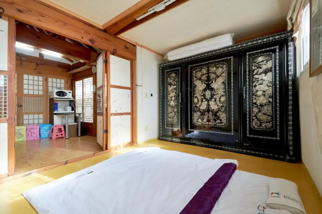 Inwoo Guesthouse