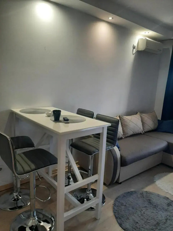 Drop In Apartments