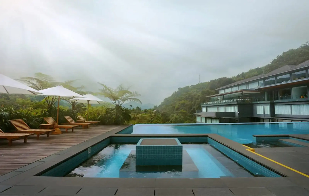 Forest Hills Hotel Ciwidey