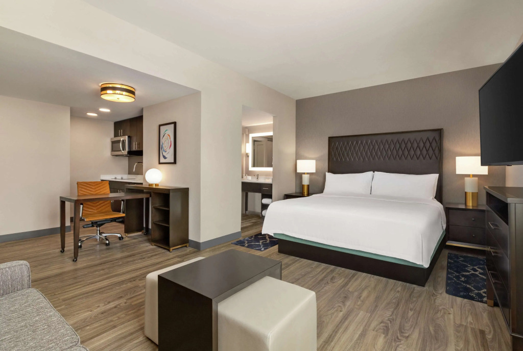 Homewood Suites by Hilton Indianapolis Downtown IUPUI