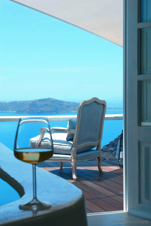 Sun Rocks Boutique Hotel