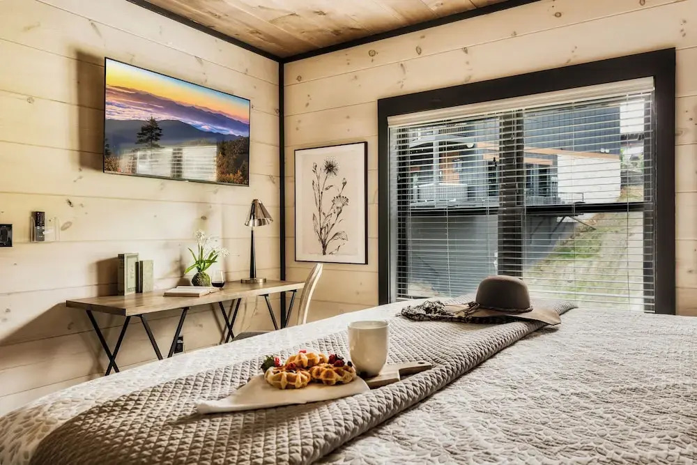 Smith Creek Reserve Luxury Cabins