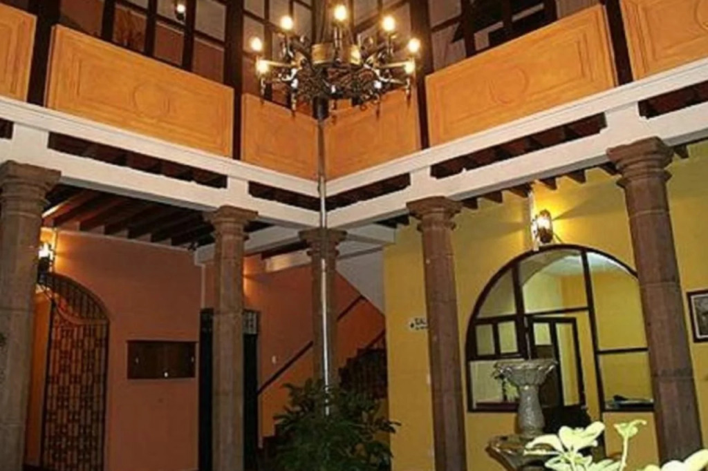 Hotel Catedral Internacional