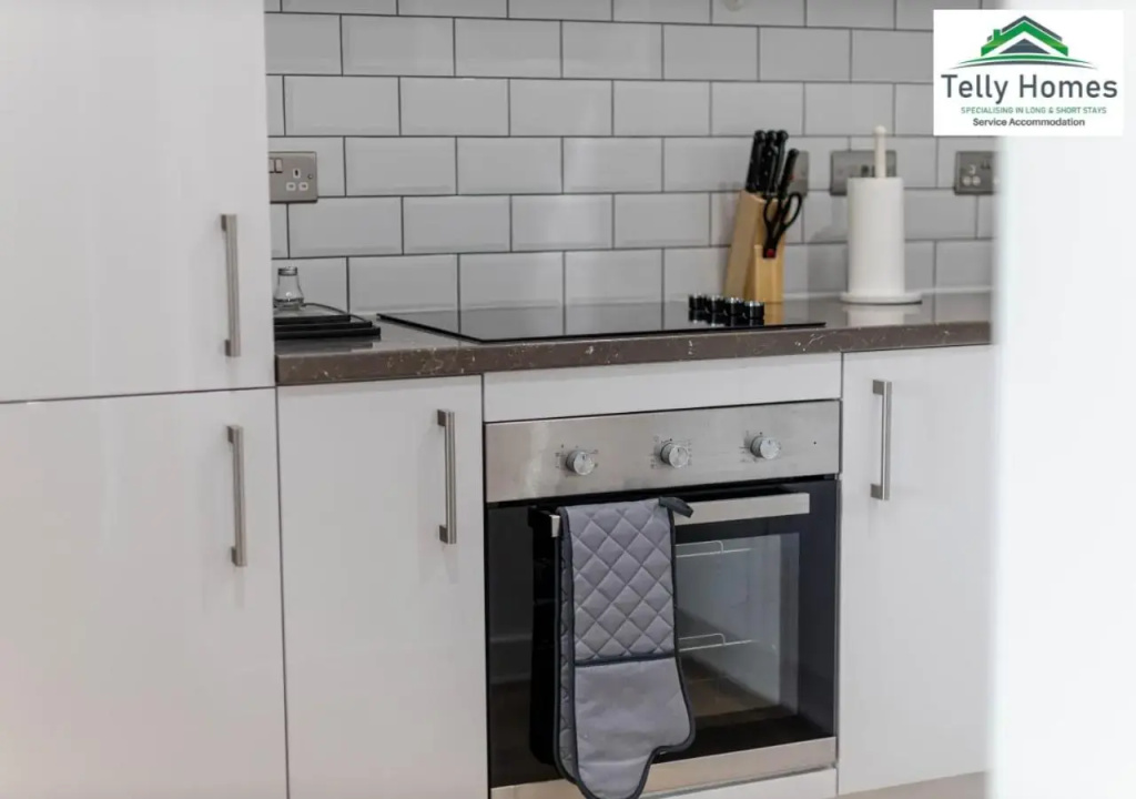 10 percent off weekly and 20 percent off monthly bookings - Marigold unit at Telly Homes Limited Birmingham City Centre -2 bedroom Apartment, Free WIFI