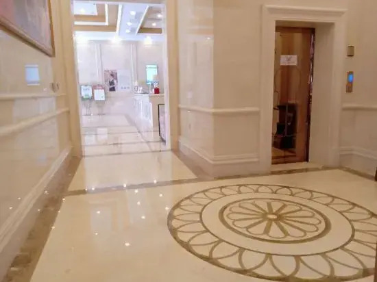 Vienna International Hotel (Hengyang East High-speed Railway Station)