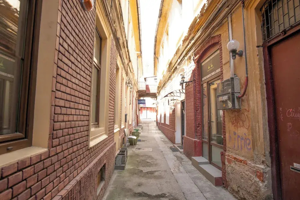 Barrique Garden - Breakfast & Restaurant - Old Town -Officially classified guesthouse