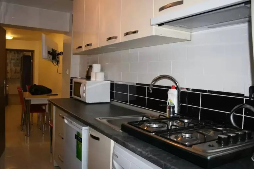 Mete Apartments