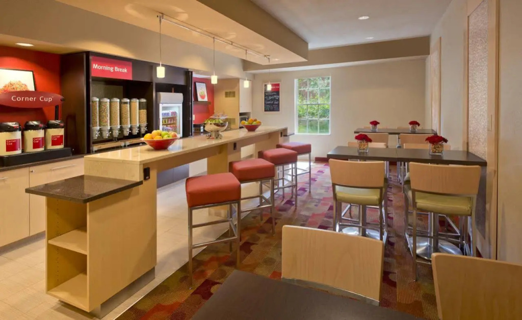 MainStay Suite