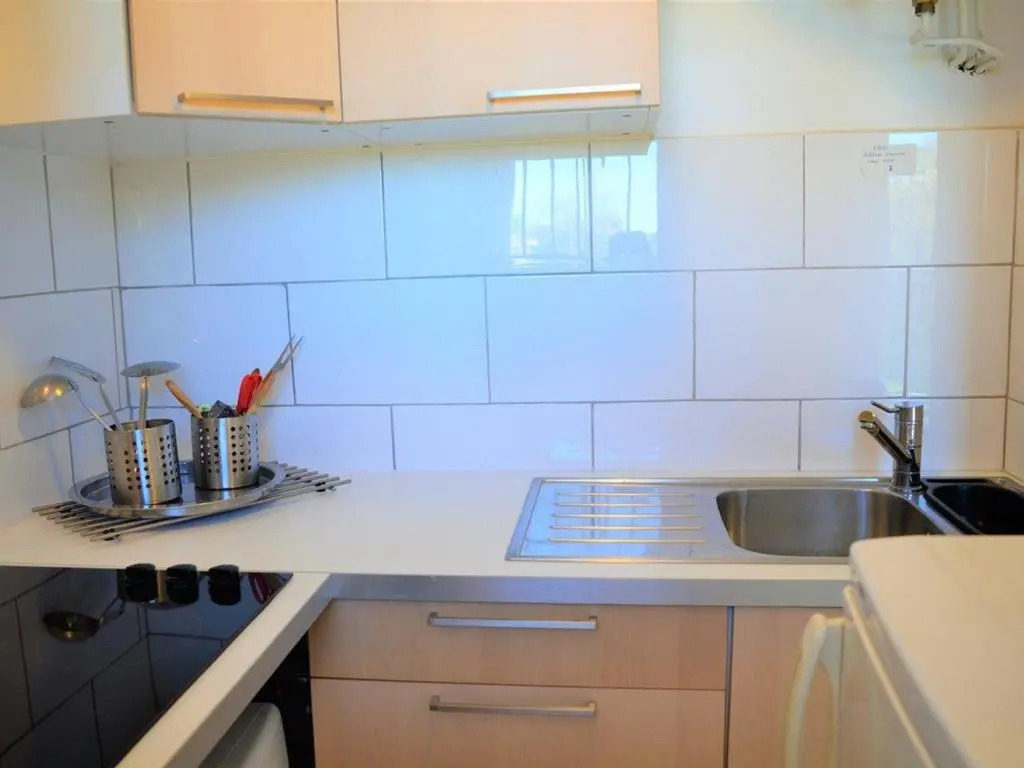 Appartement Le Lavandou, 1 pièce, 2 personnes - FR-1-251-307