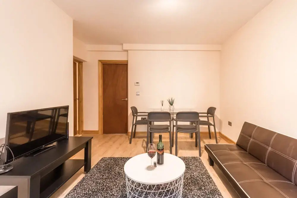 The Martlett Court Residence I