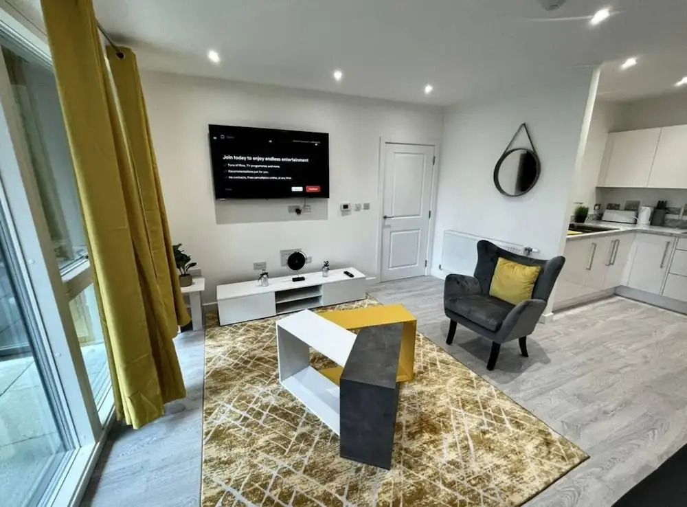2 Bedroom Flat in Central Bexleyheath With Elevator and Gym Access
