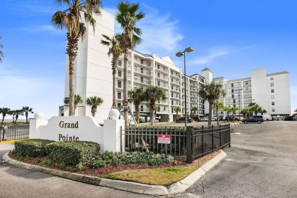 Grand Pointe 313- Gulf Front 3 Bedrooms 3 5 Baths 3rd Floor Huge Balcony
