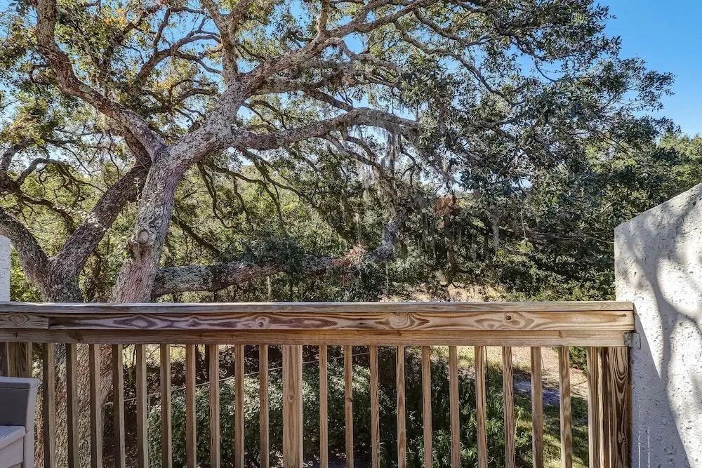 Dog Friendly Forest Ridge Condo Close to Beach by RedAwning
