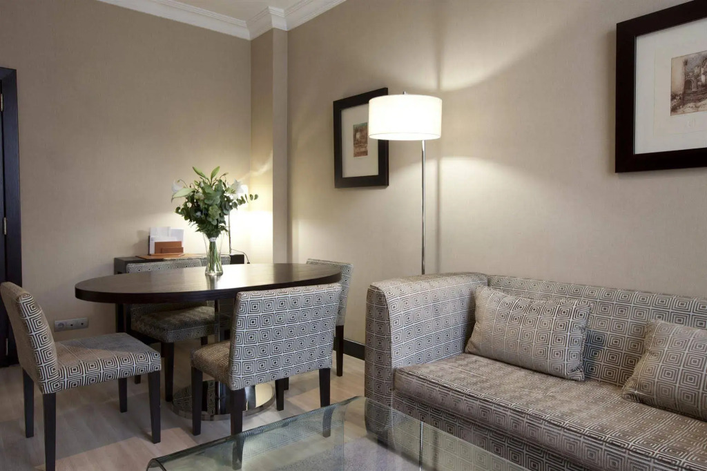 Hotel Saray