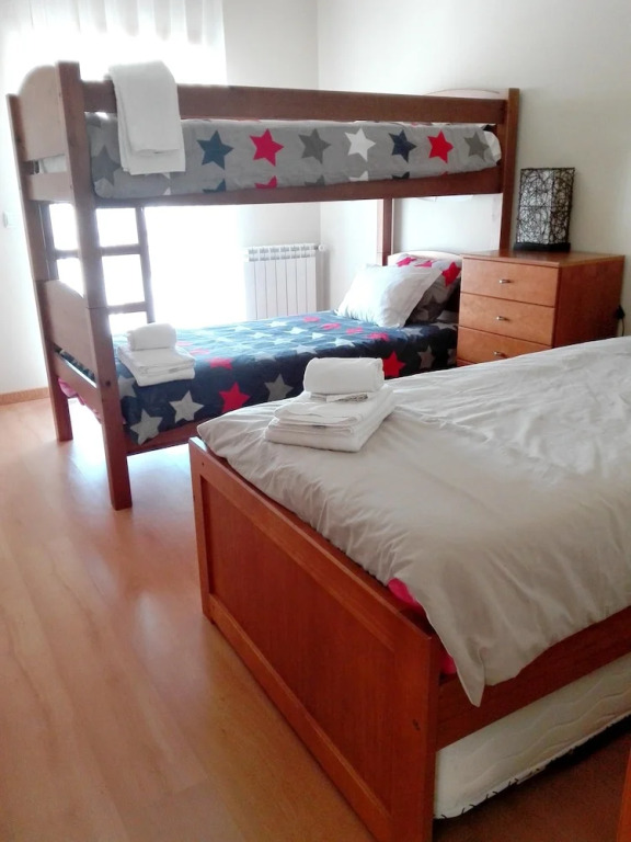Apartment with 2 Bedrooms in Nazaré, with Wifi
