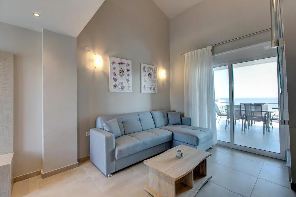 The House Of The Roses Seaview Superior Maisonette 3