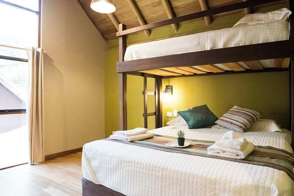 w Peaceful 2BR Riverside Villa in Sacred Valley