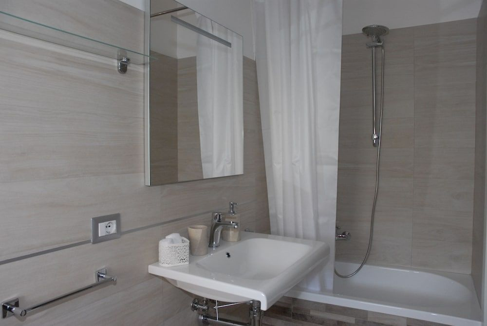 Nonna Pina Traditional & Elegant B&B