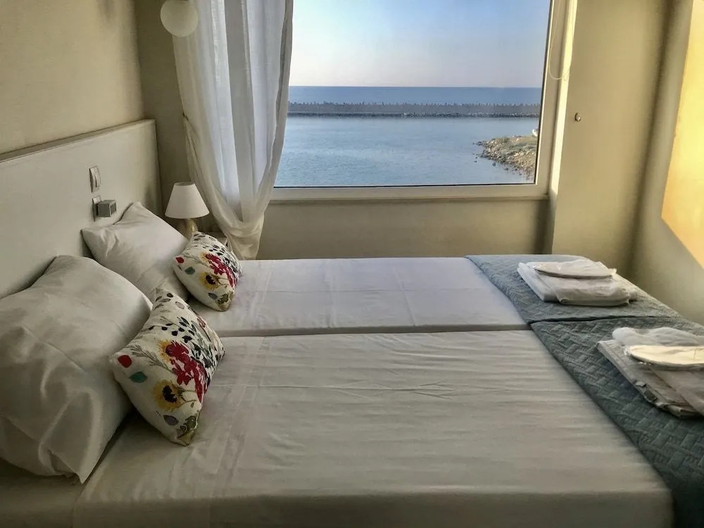 Sea View Apts & Suites by Pachiplex