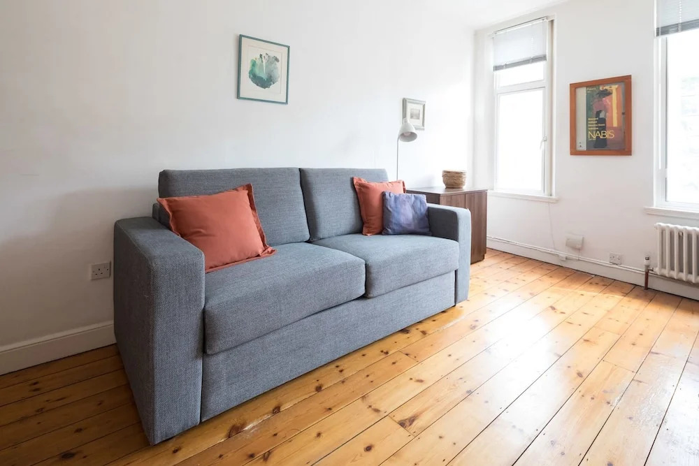 Queen Court Flat
