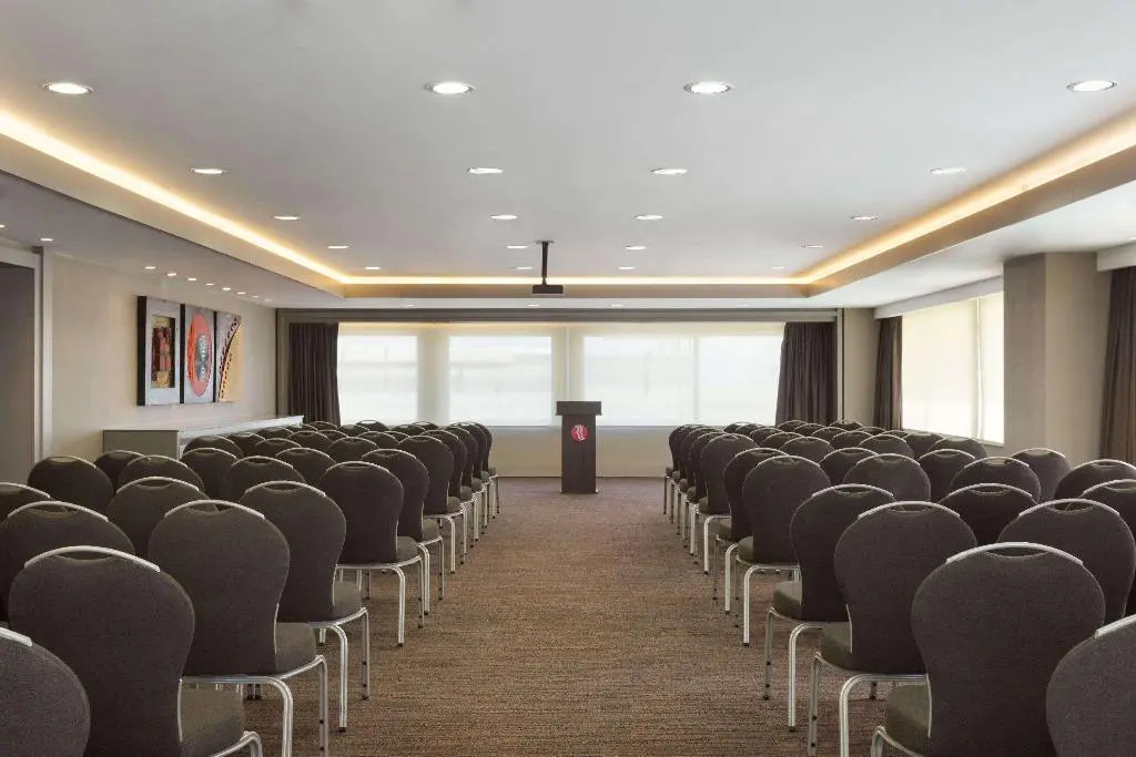 Ramada Hotel and Suites Kemalpasa Izmir
