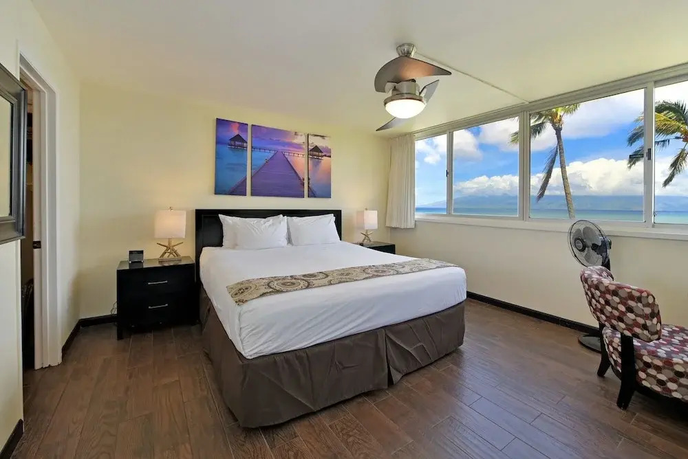 Royal Kahana #209 1 Bedroom Condo by RedAwning