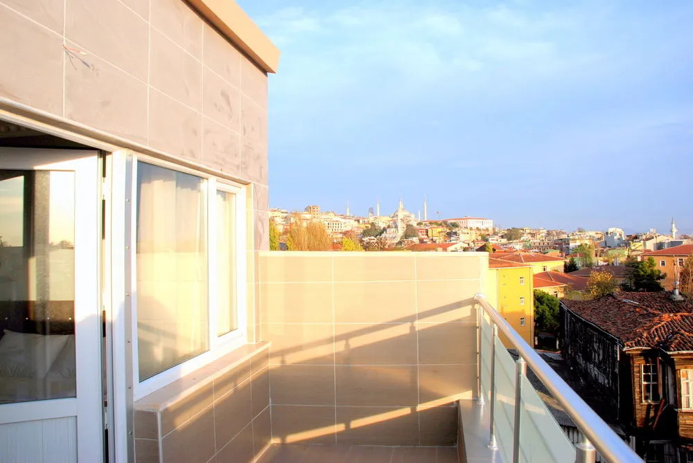 Amaros Apartments
