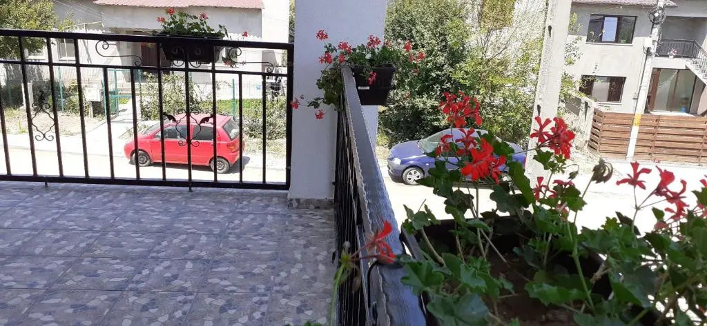 Sunshine Apartments
