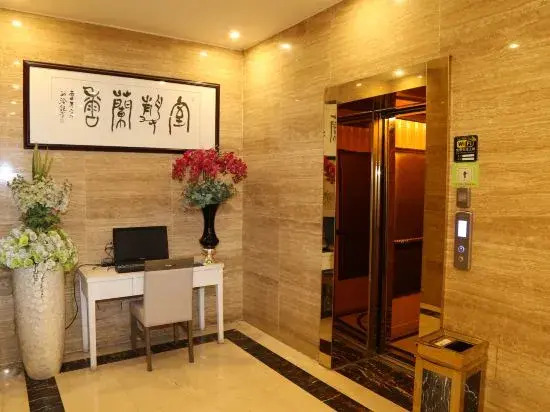 Binjiang Fashion Theme Hotel Huangshan Tunxi Old Street