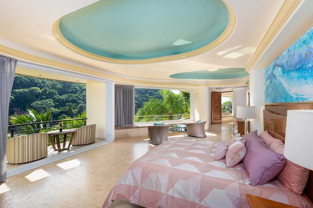 Beach Frontage Armonia Villa With Stunning Views