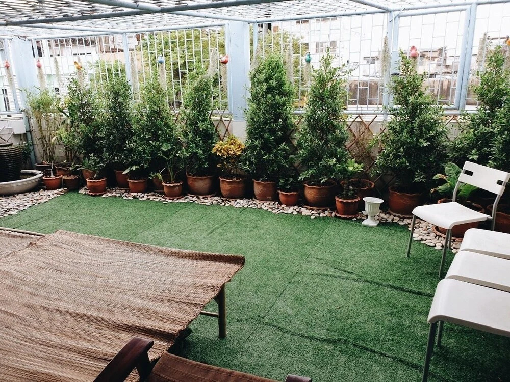 Nine Cafe & Hostel
